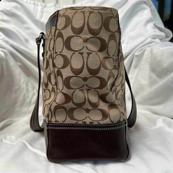 Coach monogram tote shoulder bag - Picture 13 of 15